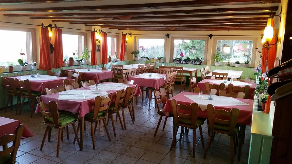 Berggasthaus Kandelhof Hotel Rohr  Екстериор снимка